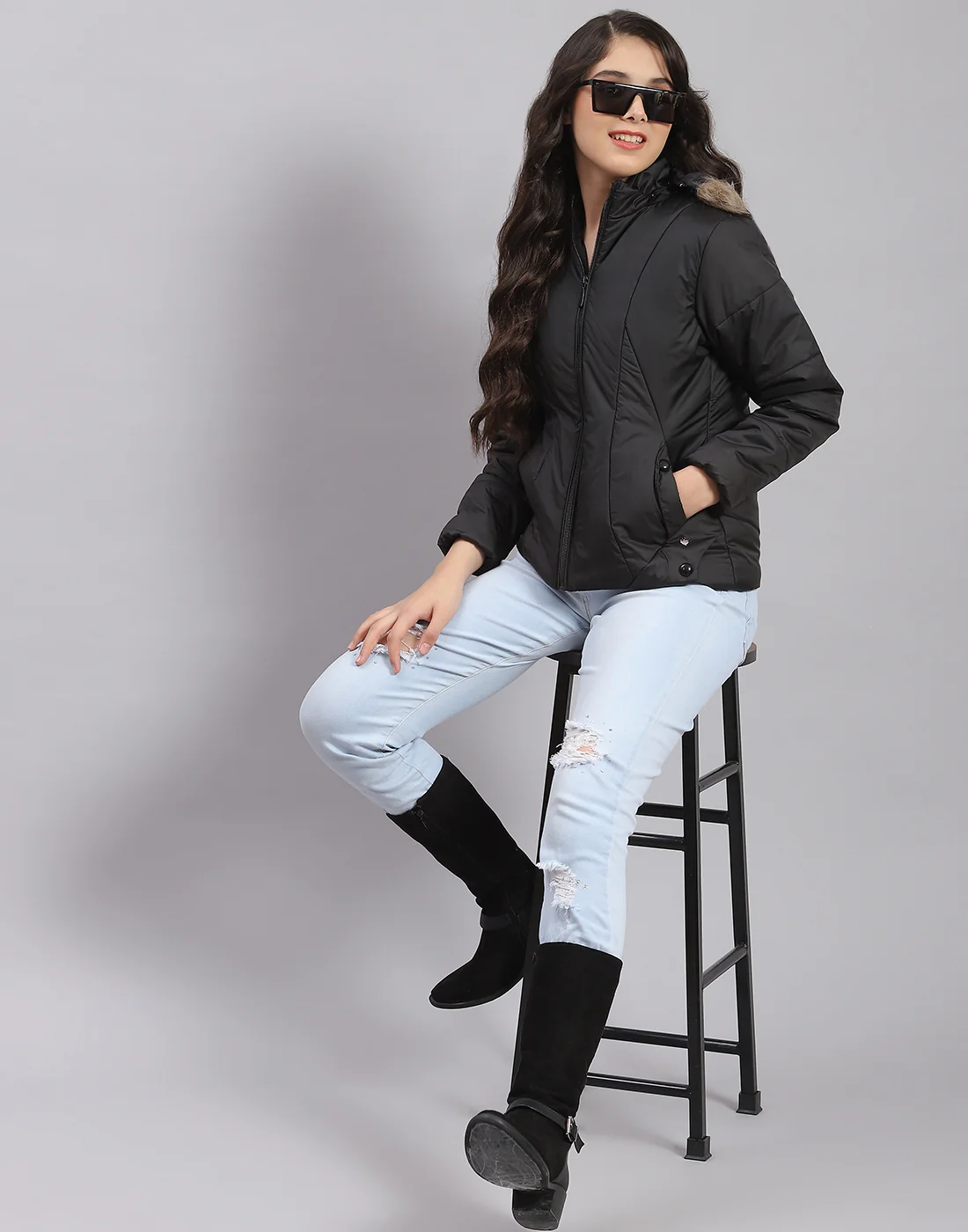 Girls Black Solid Hooded Full Sleeve Girls Jacket - Image 2