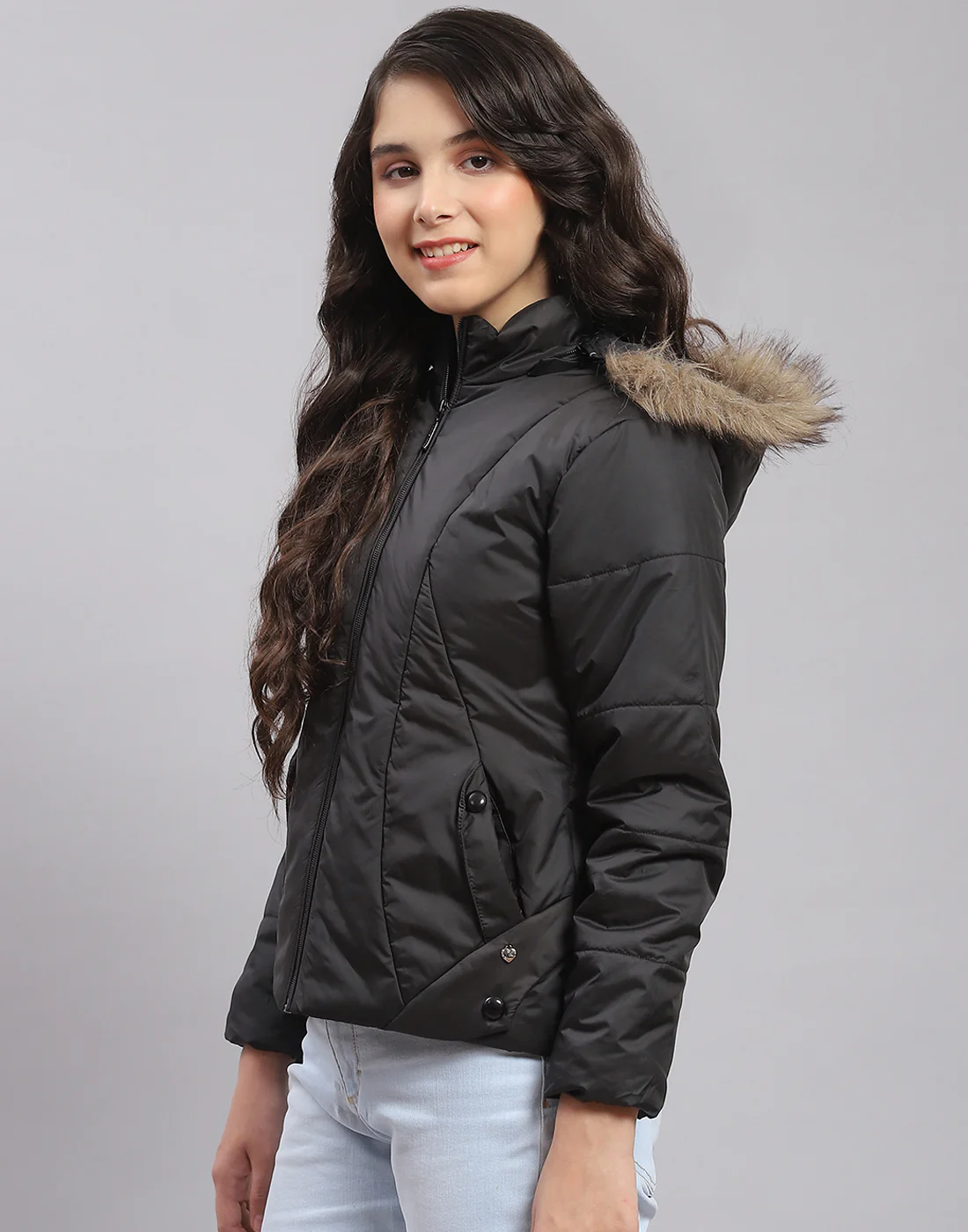 Girls Black Solid Hooded Full Sleeve Girls Jacket - Image 3