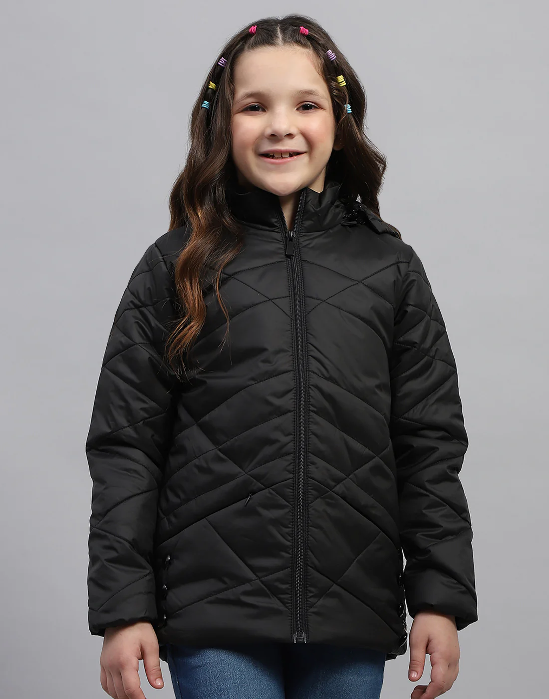 Girls Black Solid Hooded Full Sleeve Jacket - Image 2