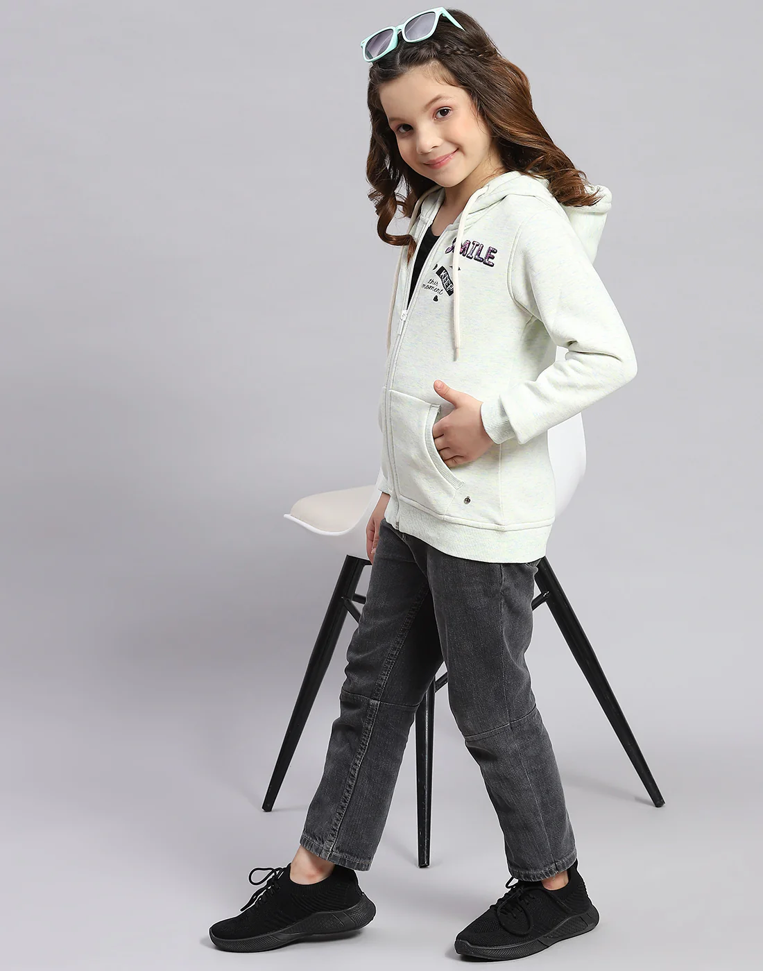 Girls Blue Printed Hooded Full Sleeve Sweatshirt - Image 7