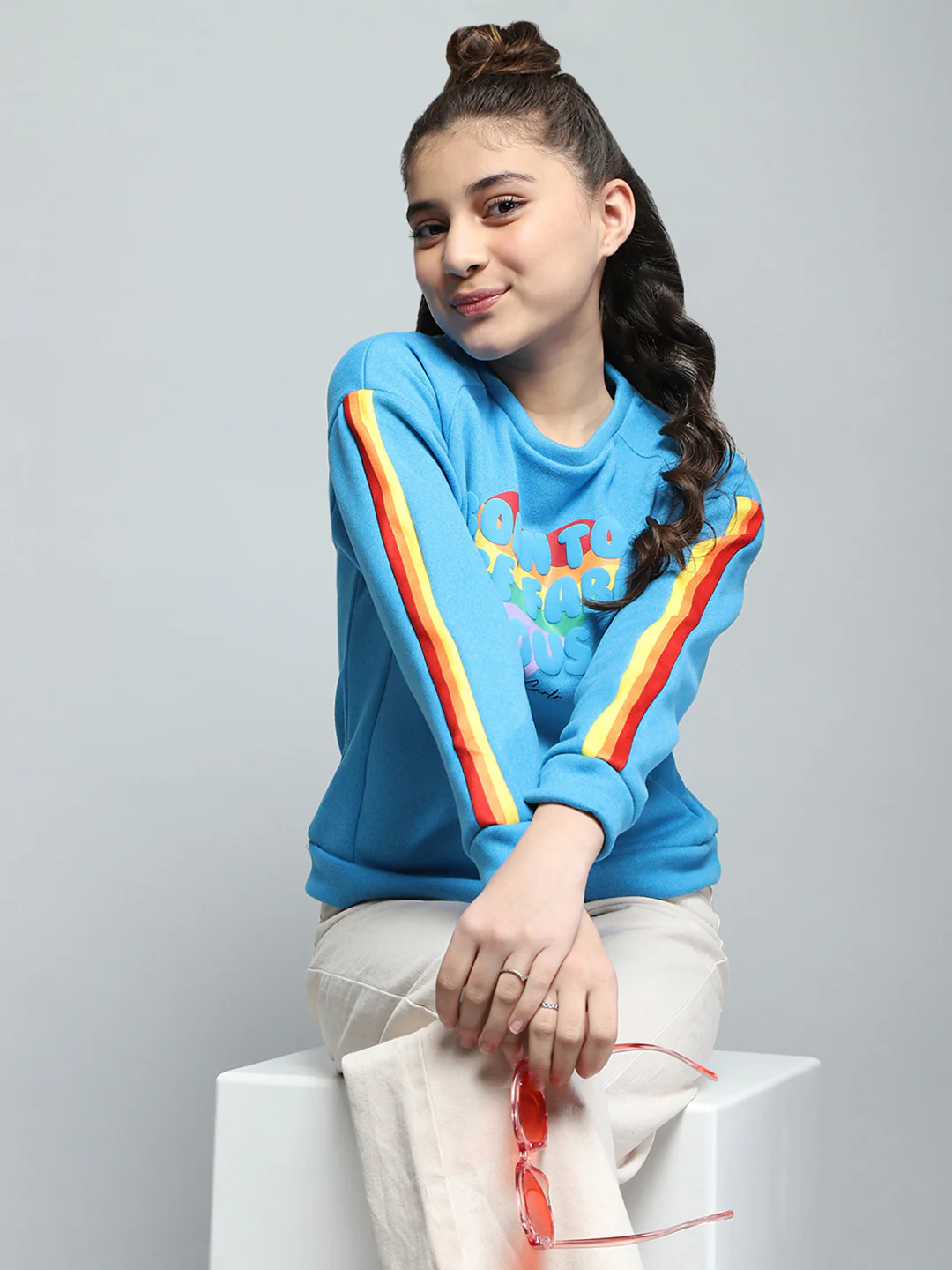 Girls Blue Printed Round Neck Full Sleeve Sweatshirt - Image 6