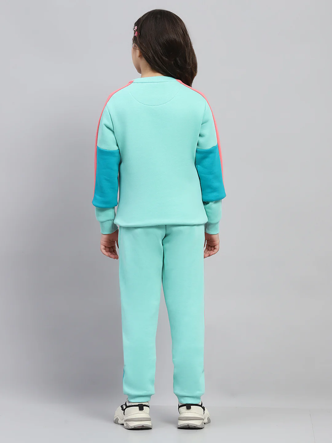 Girls Green Printed Round Neck Full Sleeve Tracksuit - Image 5