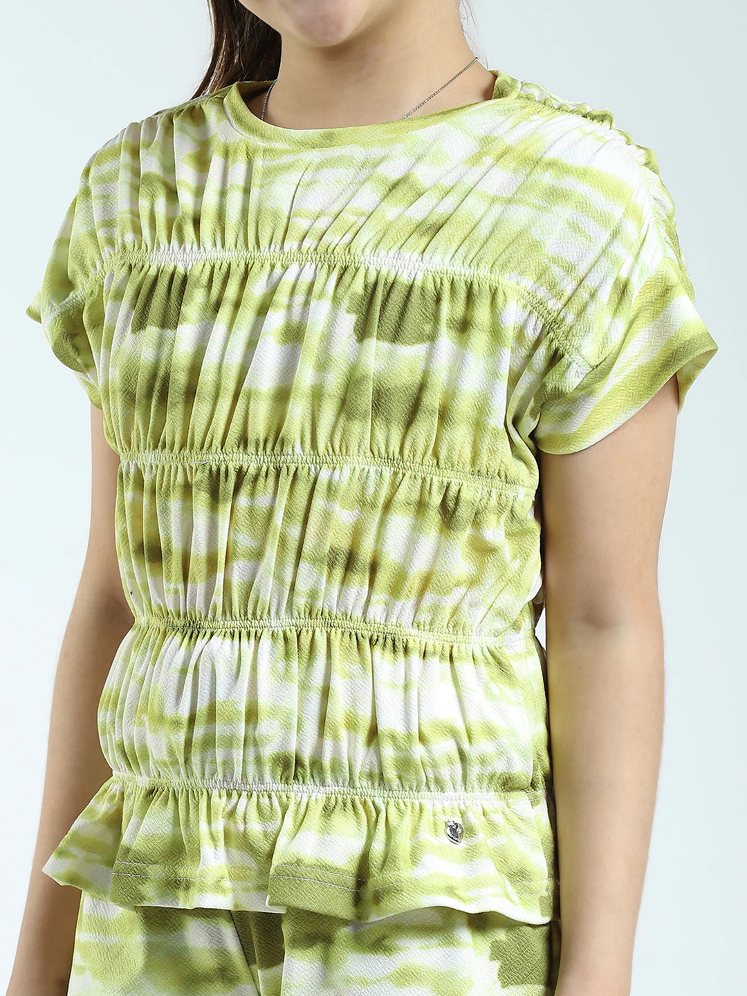 Girls Green Printed Round Neck Half Sleeve Cords Set - Image 7