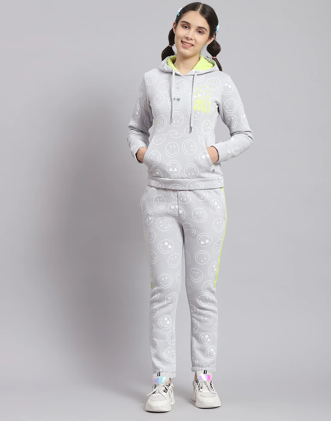 Girls Grey Printed Hooded Full Sleeve Cords Set - Image 3