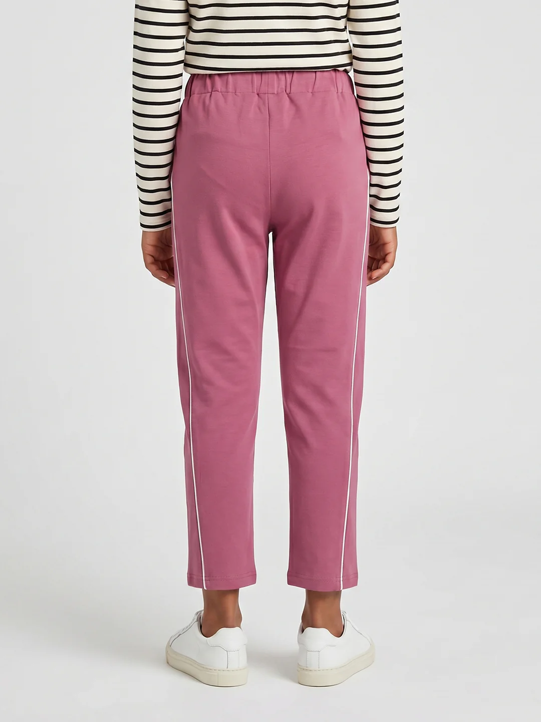 Girls Mauve Printed Regular Fit Lower - Image 4