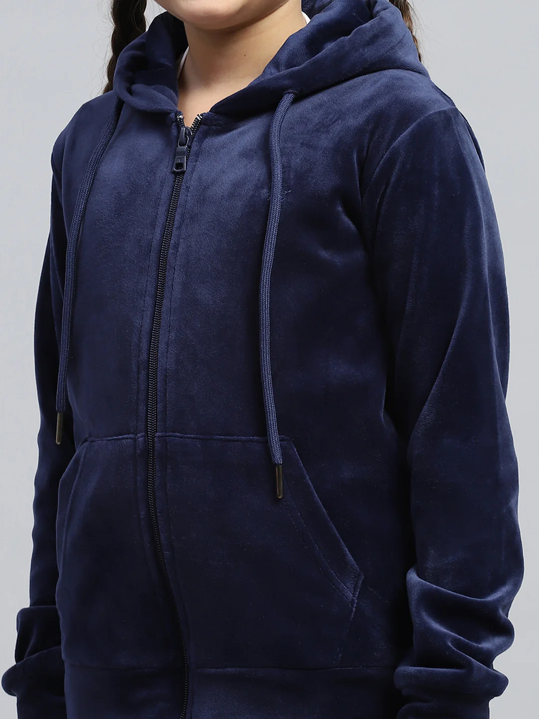 Girls Navy Blue Solid Hooded Full Sleeve Tracksuit - Image 7