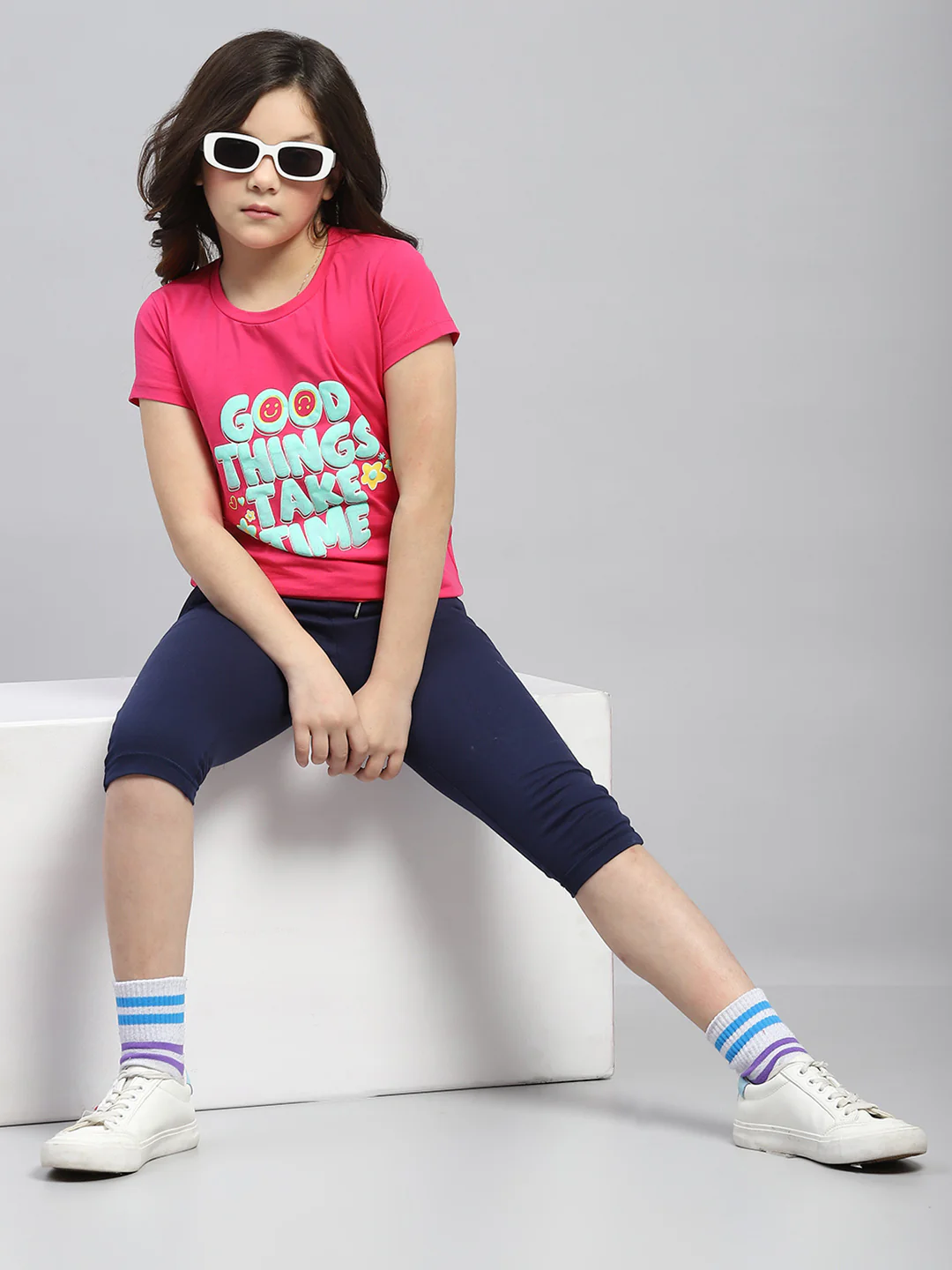 Girls Navy Blue Solid Regular Fit Capri - Image 2