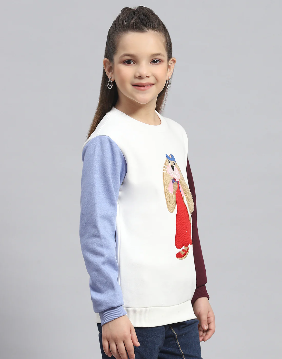 Girls Off White Embroidered Round Neck Full Sleeve Sweatshirt - Image 4