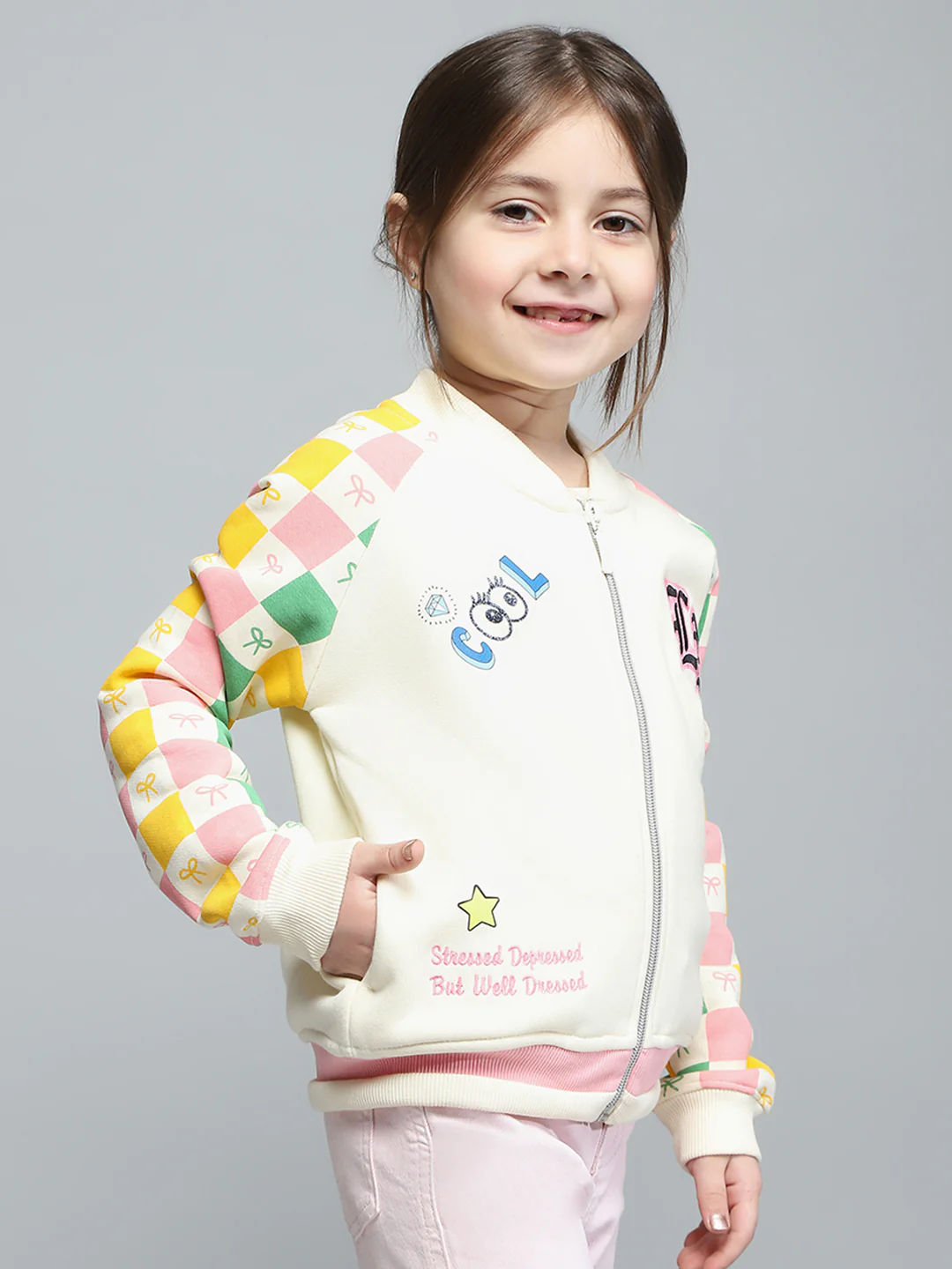 Girls Off White Printed Round Neck Full Sleeve Sweatshirt - Image 4
