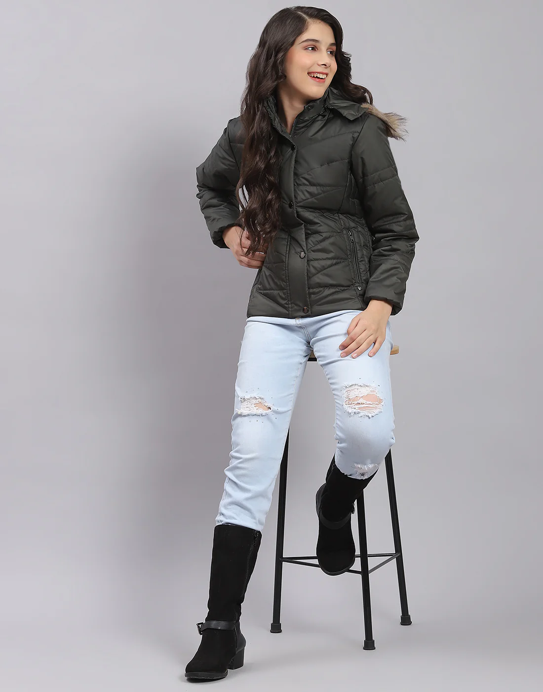 Girls Olive Solid Hooded Full Sleeve Girls Jacket - Image 2