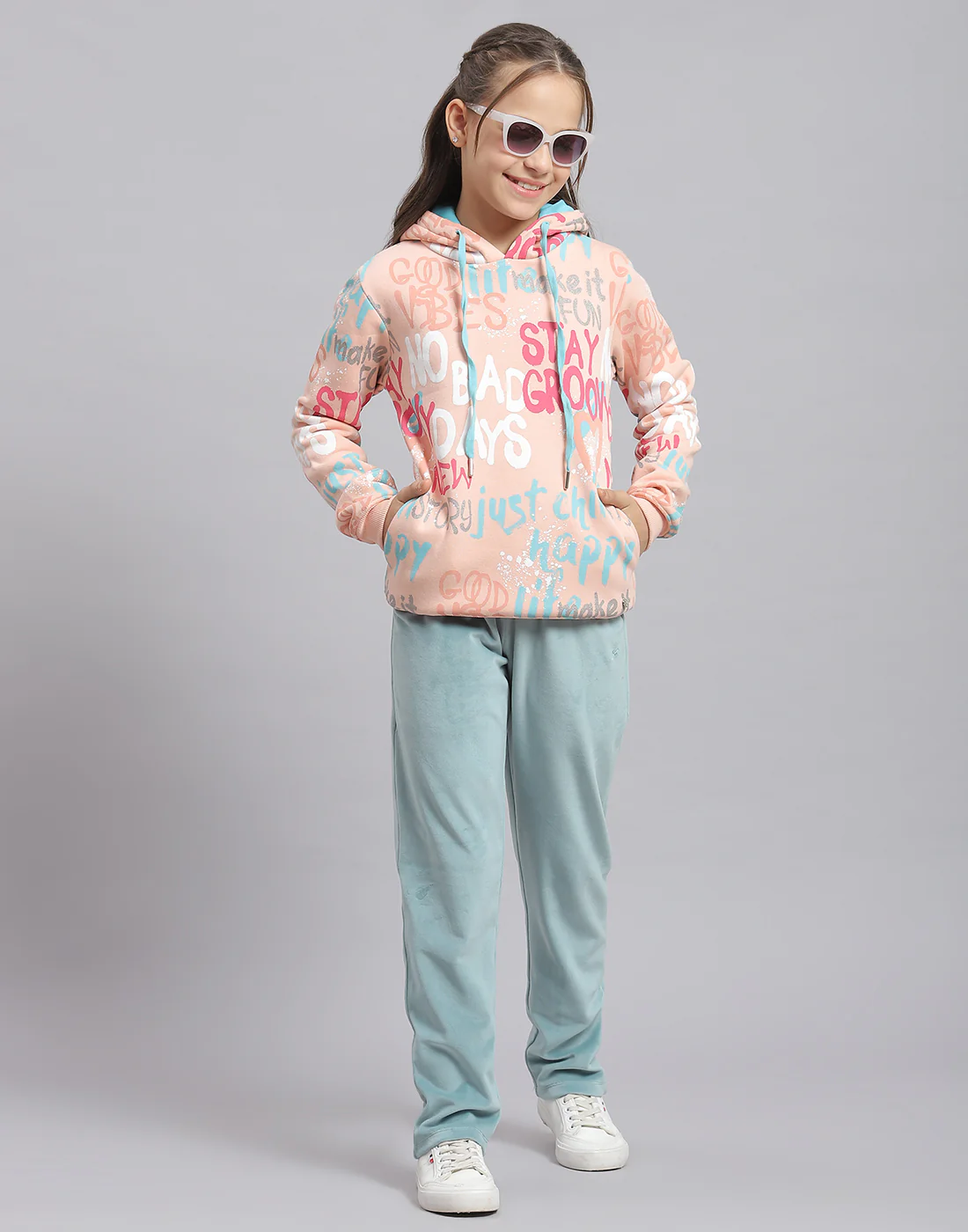 Girls Peach Printed Hooded Full Sleeve Sweatshirt - Image 2