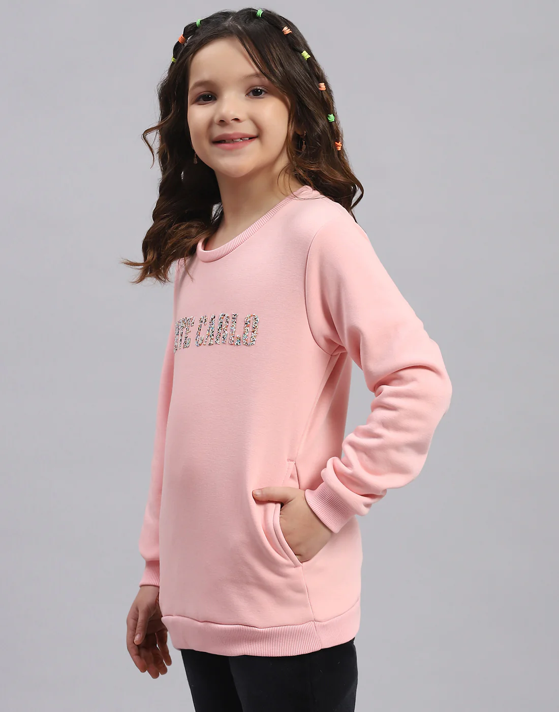 Girls Pink Embellished Round Neck Full Sleeve Sweatshirt - Image 3