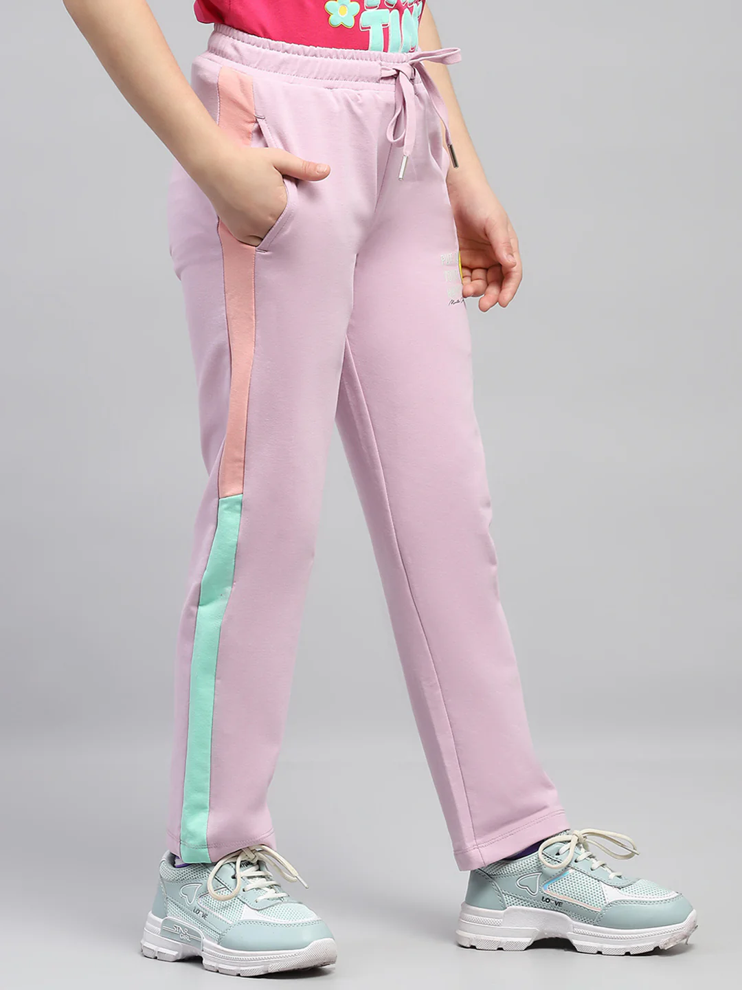 Girls Pink Printed Regular Fit Lower - Image 4