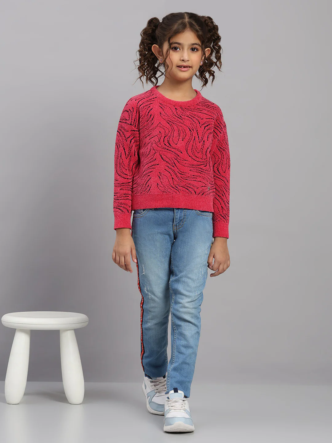 Girls Pink Self Design Round Neck Full Sleeve Pullover - Image 2