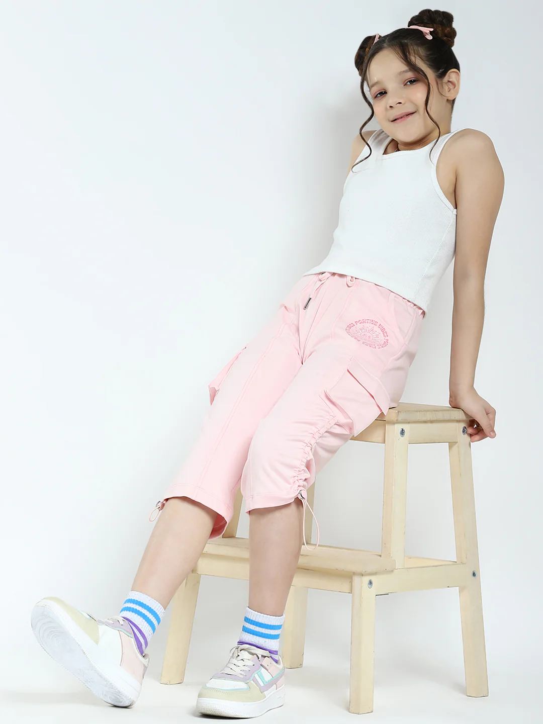Girls Pink Solid Regular Fit Capri - Image 2