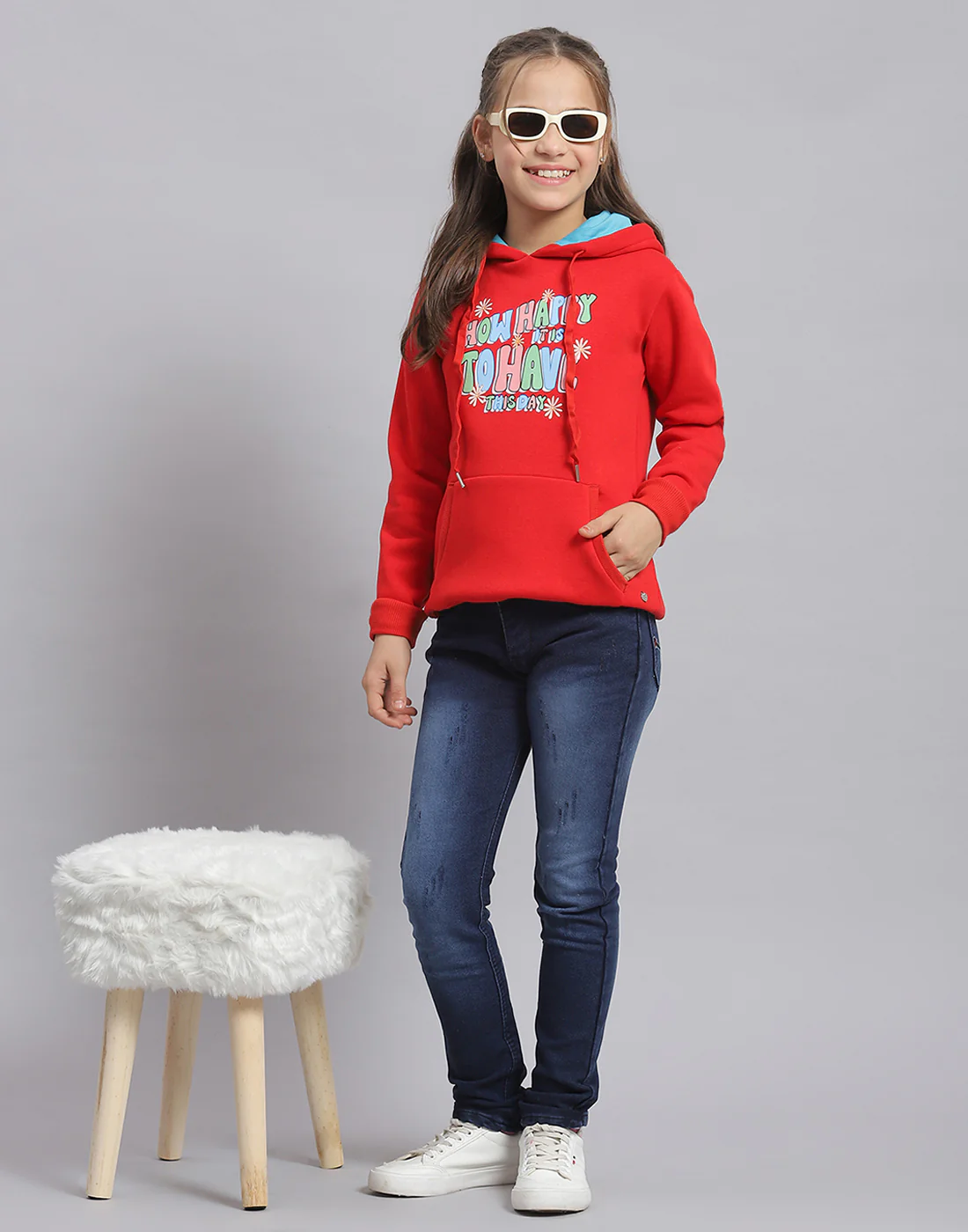 Girls Red Printed Hooded Full Sleeve Sweatshirt - Image 2