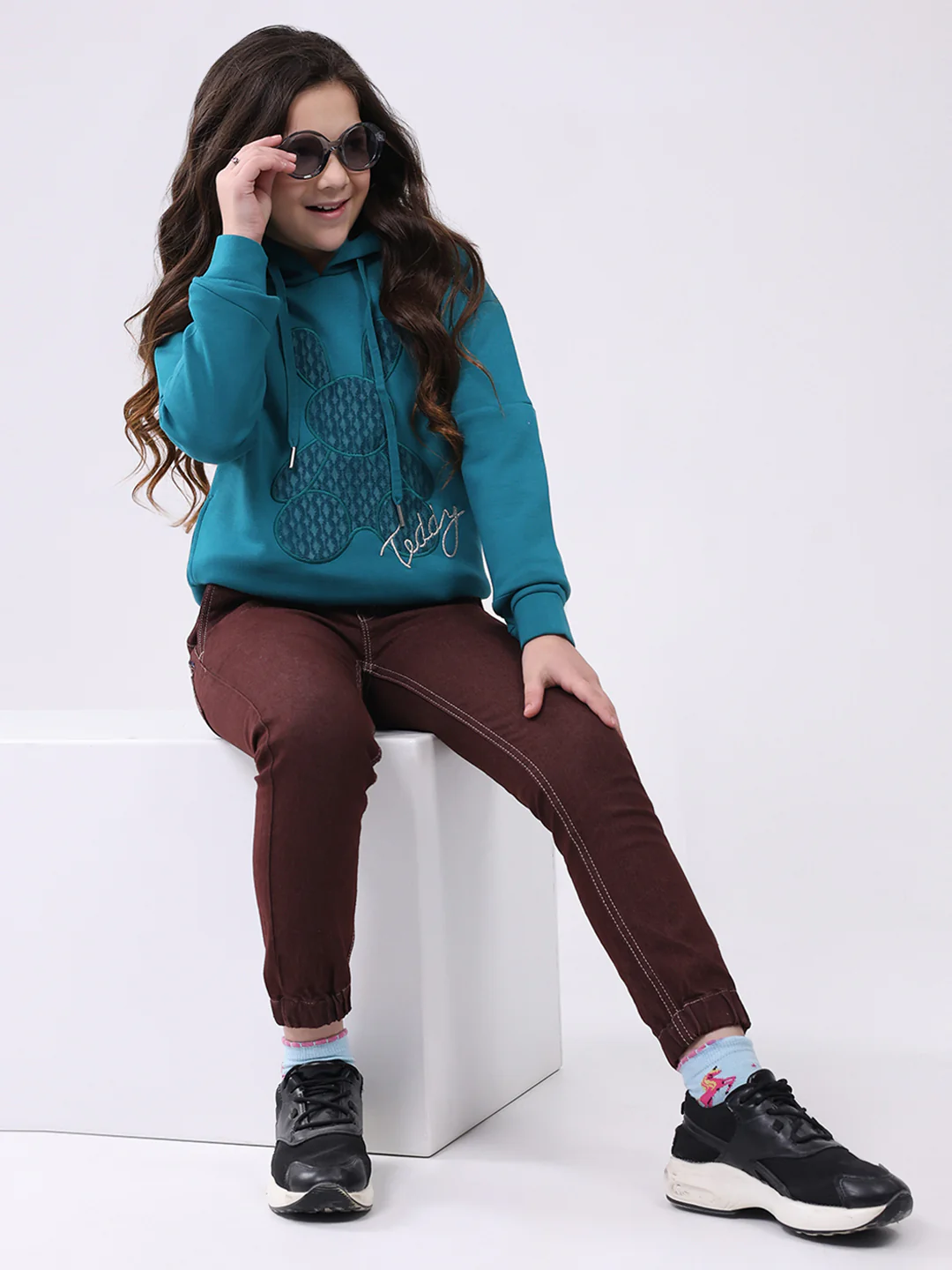 Girls Teal Blue Printed Hooded Full Sleeve Sweatshirt - Image 2