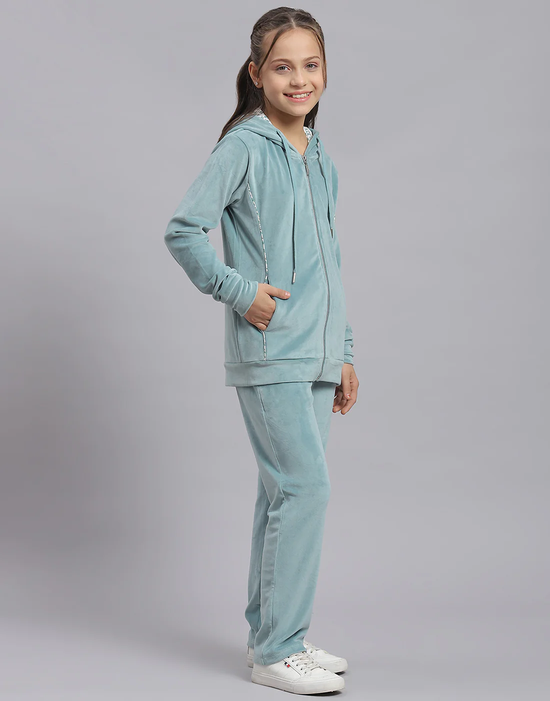 Girls Teal Blue Solid Hooded Full Sleeve Tracksuit - Image 4
