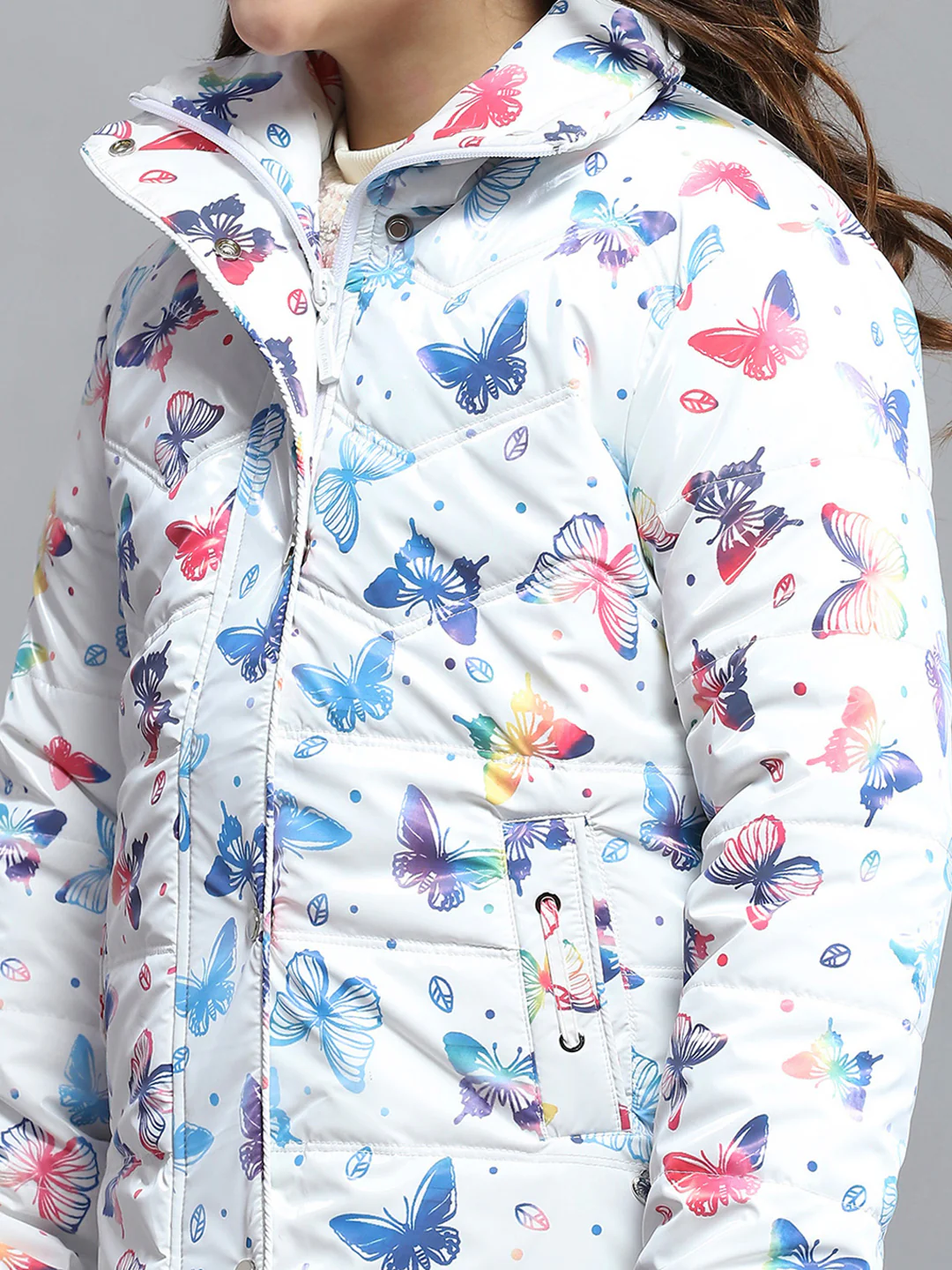 Girls White Printed Collar Full Sleeve Jacket - Image 7