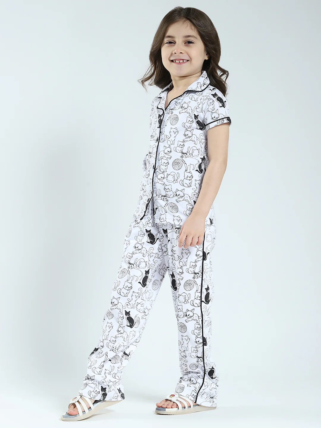 Girls White Printed Collar Half Sleeve Lower Set - Image 3