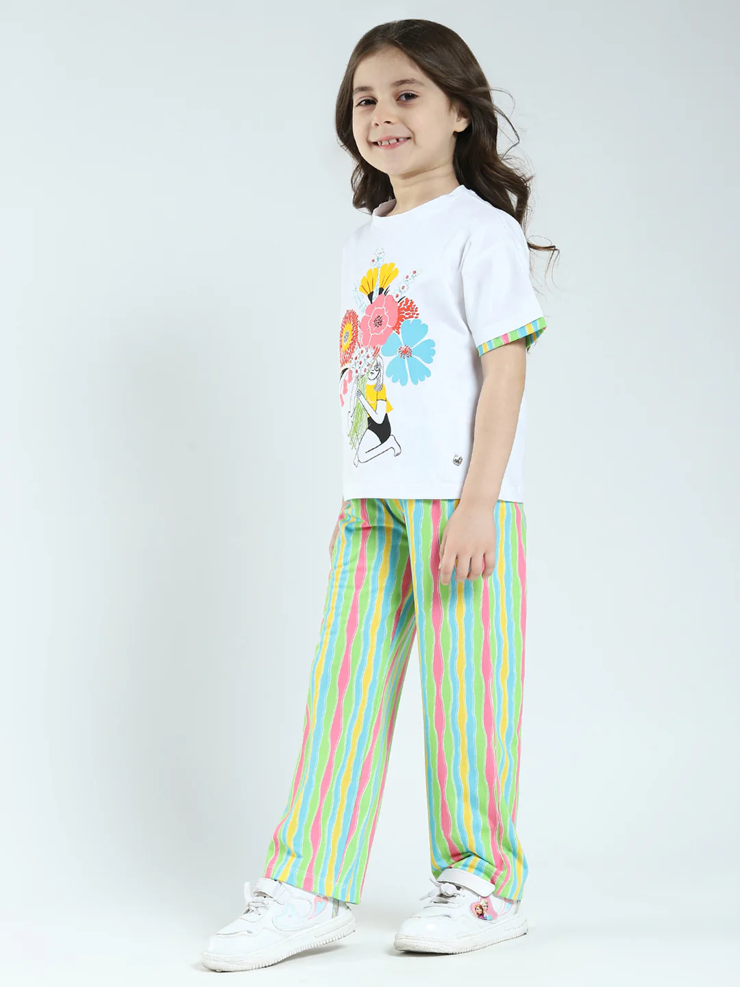 Girls White Printed Round Neck Half Sleeve Lower Set - Image 3