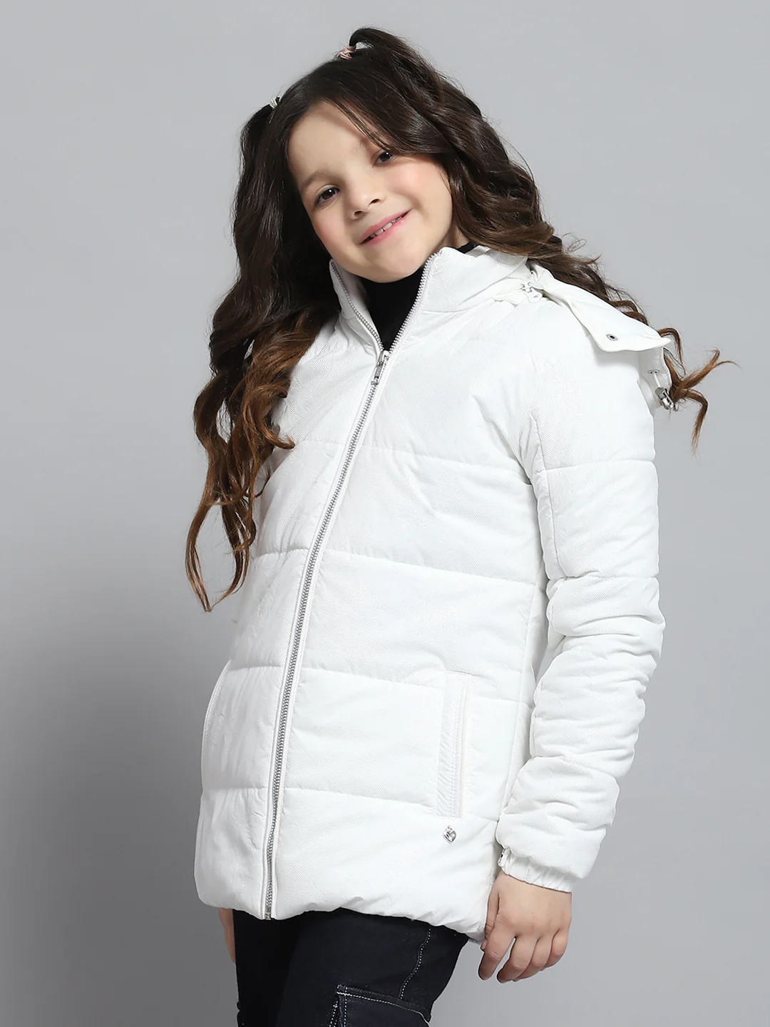 Girls White Solid Hooded Full Sleeve Jacket - Image 3