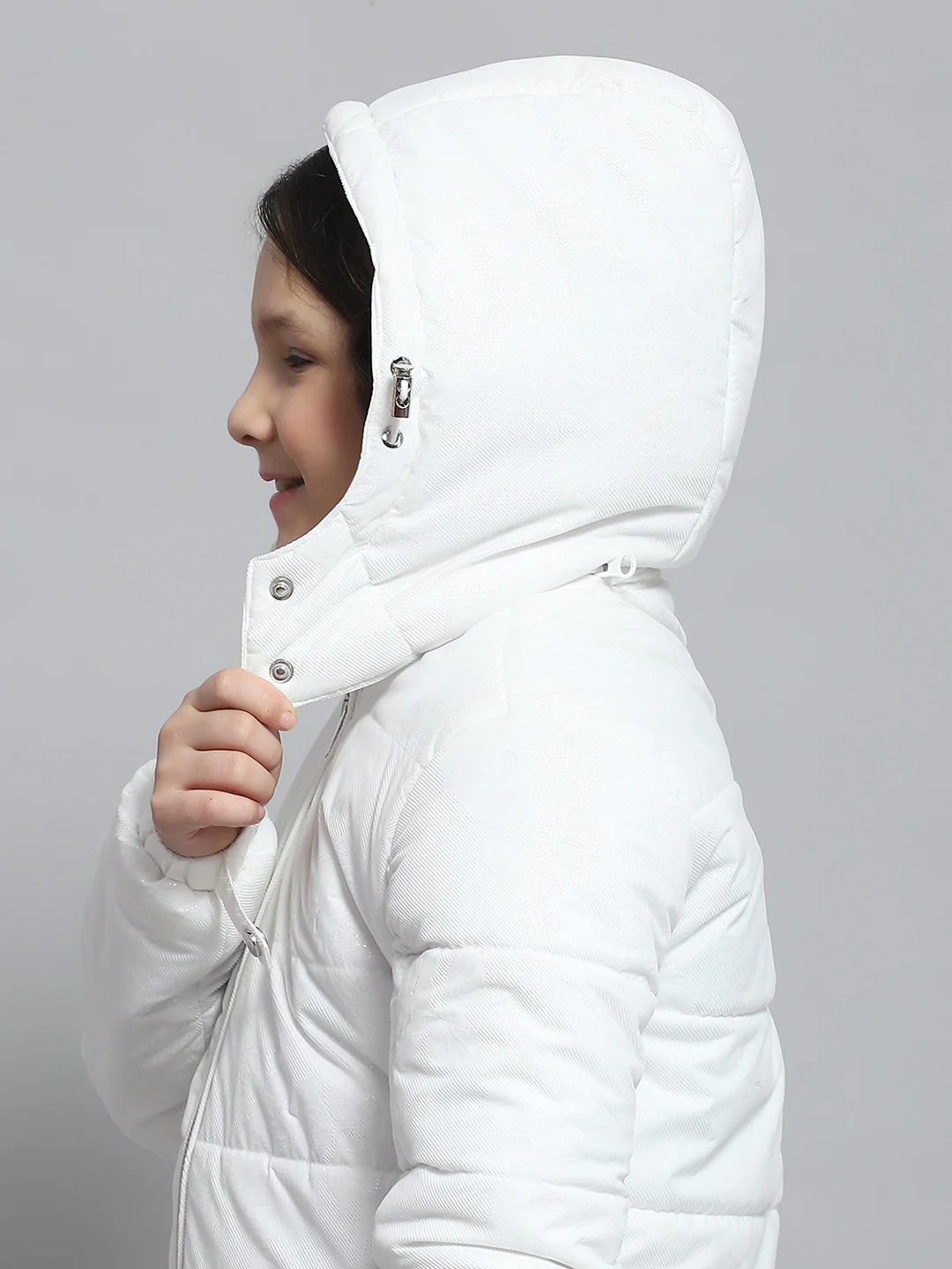 Girls White Solid Hooded Full Sleeve Jacket - Image 7