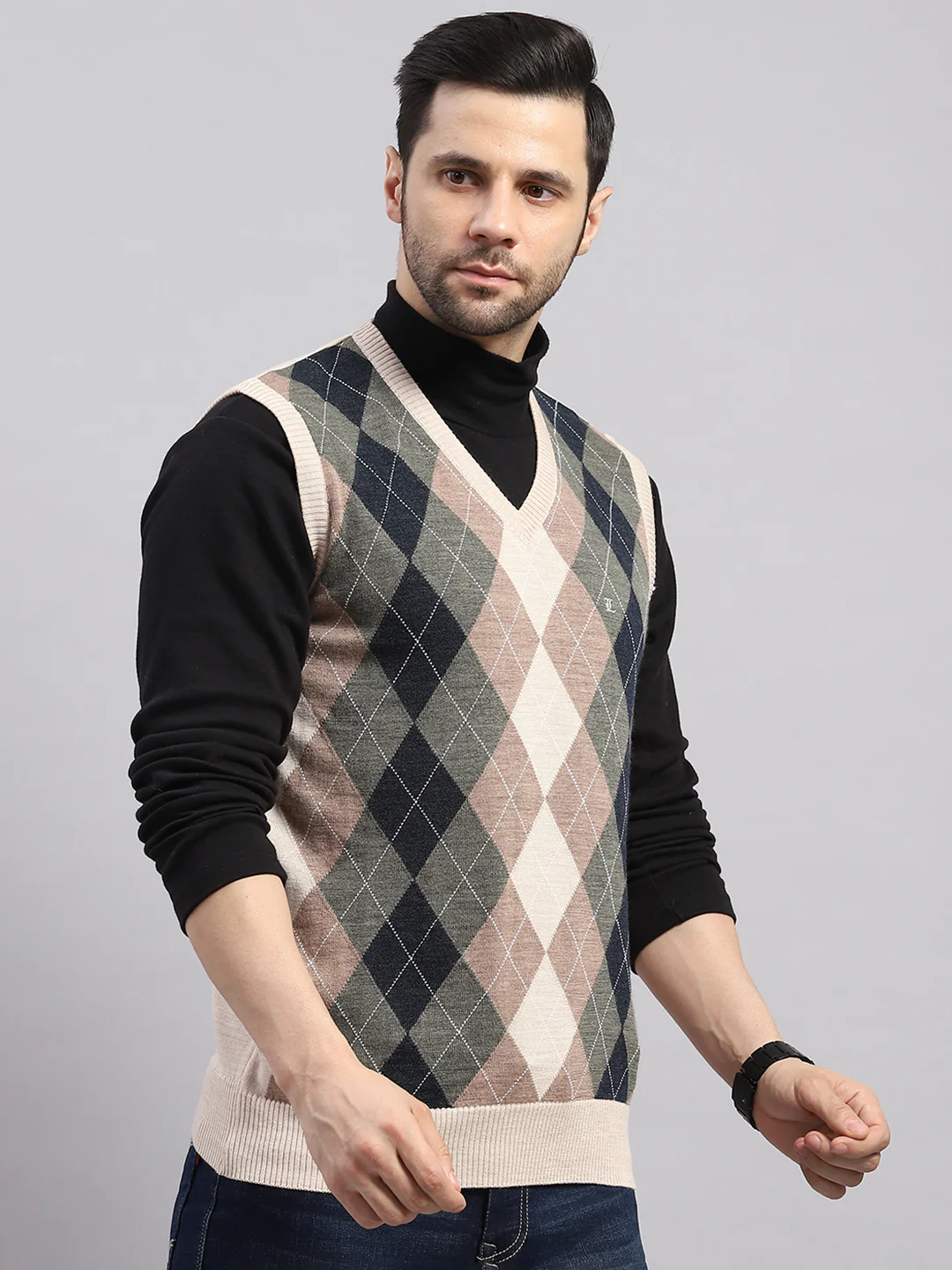 Luxuria Men Beige Printed V Neck Sleeveless Sweater - Image 4