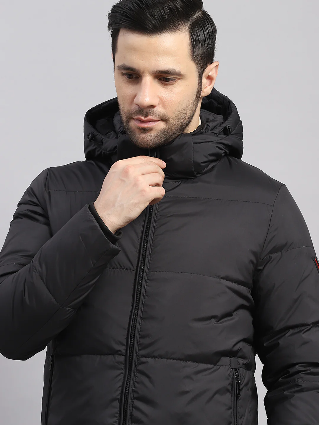Luxuria Men Black Compressible Duck Down Hooded Jacket - Image 7