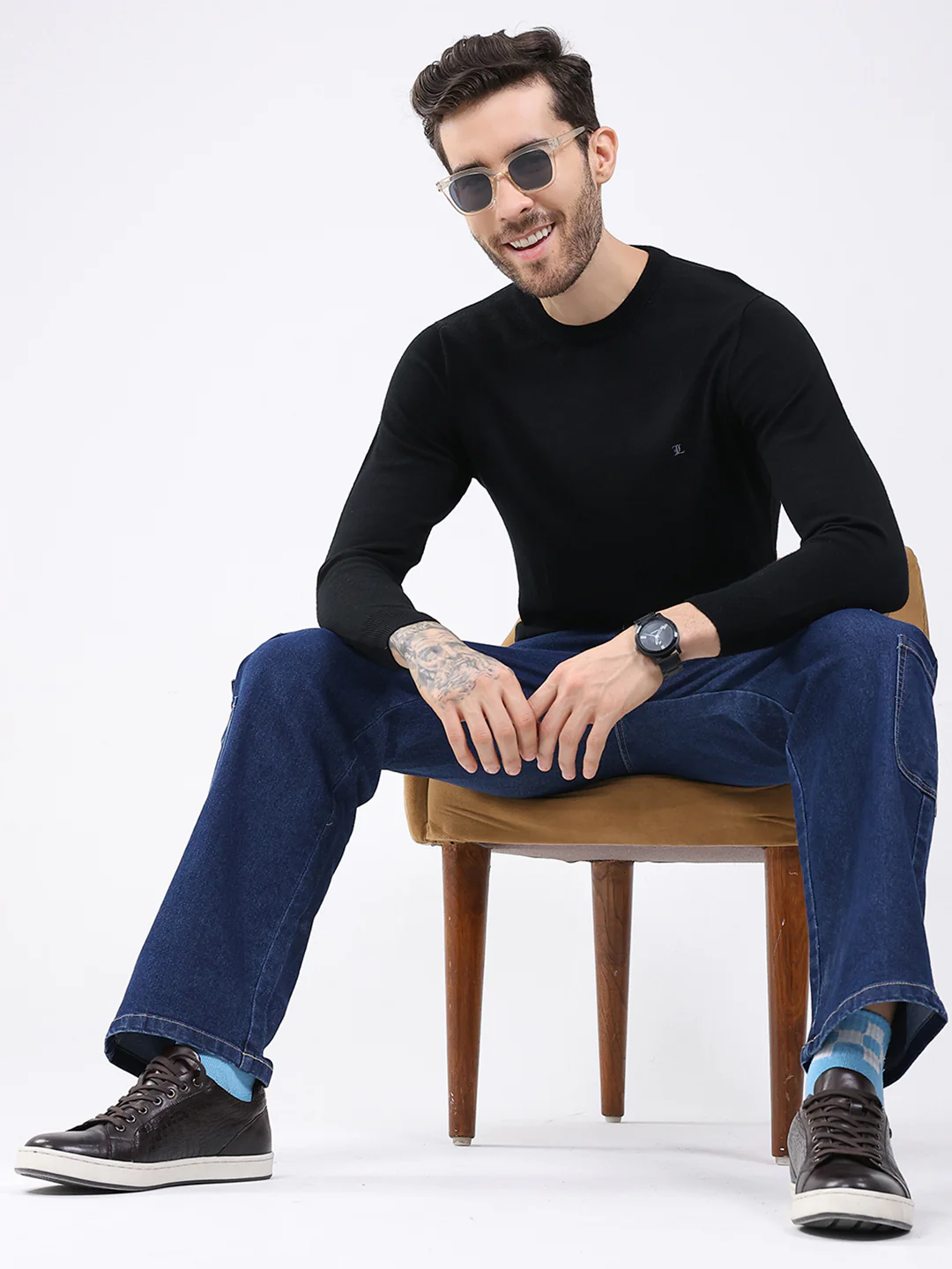 Luxuria Men Black Solid Round Neck Full Sleeve Pullover - Image 2