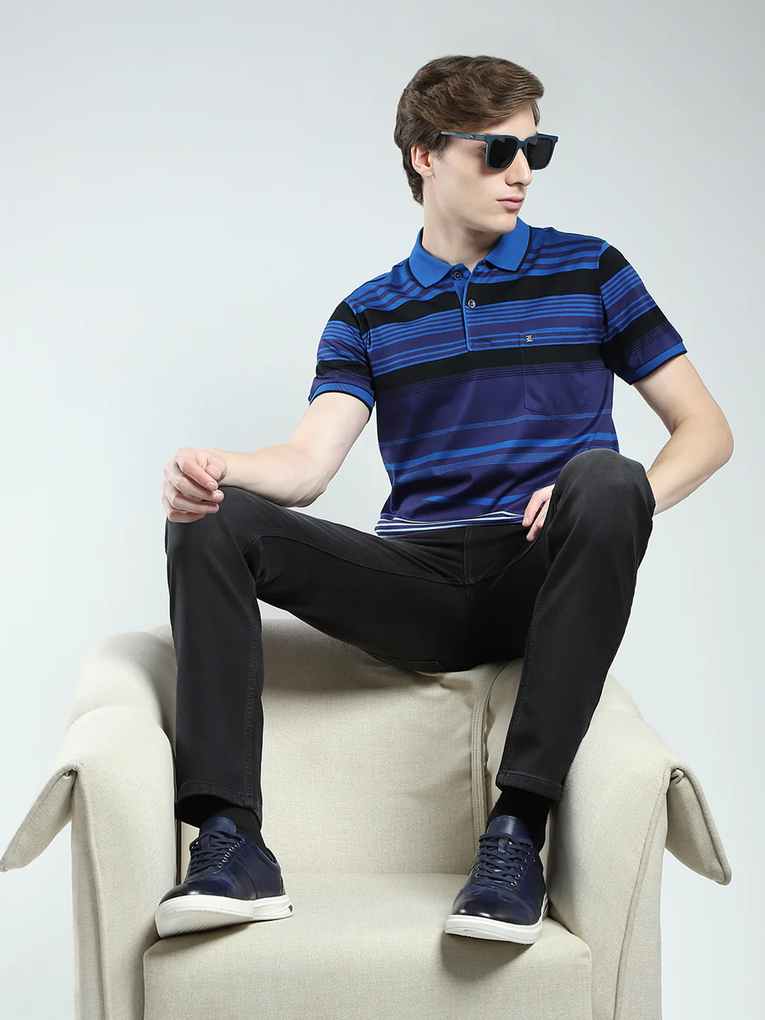 Luxuria Men Blue Stripe Collar Half Sleeve T-Shirt - Image 2
