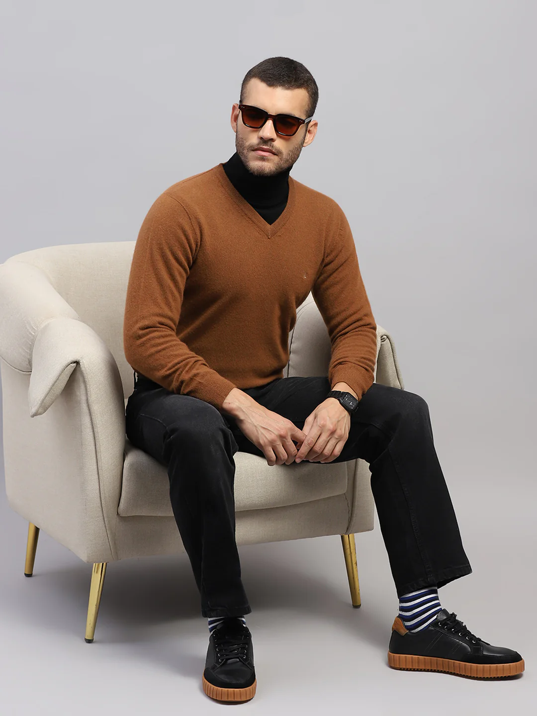 Luxuria Men Brown Solid V Neck Full Sleeve Pullover - Image 2