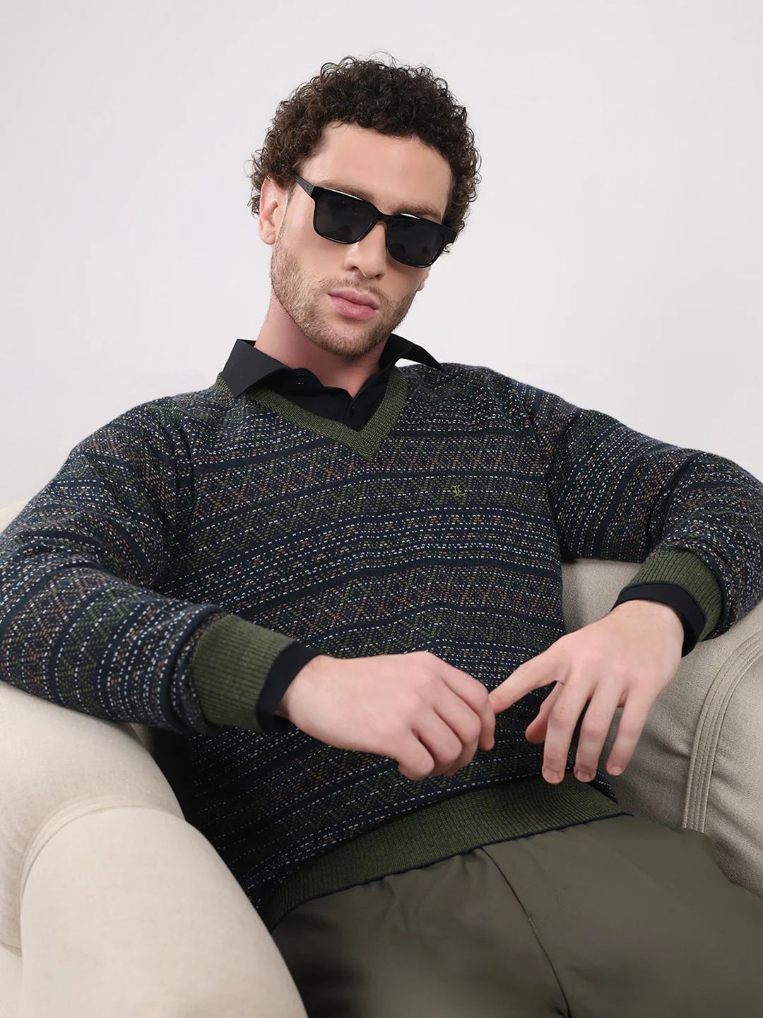 Luxuria Men Green Printed V Neck Full Sleeve Pullover - Image 6
