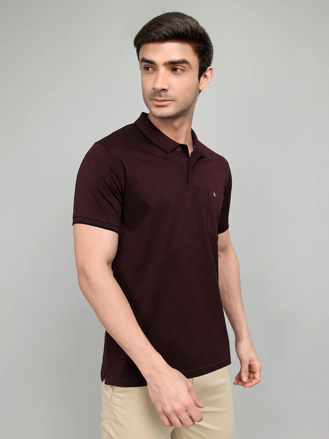 Luxuria Men Maroon Solid Collar Half Sleeve T-Shirt - Image 3