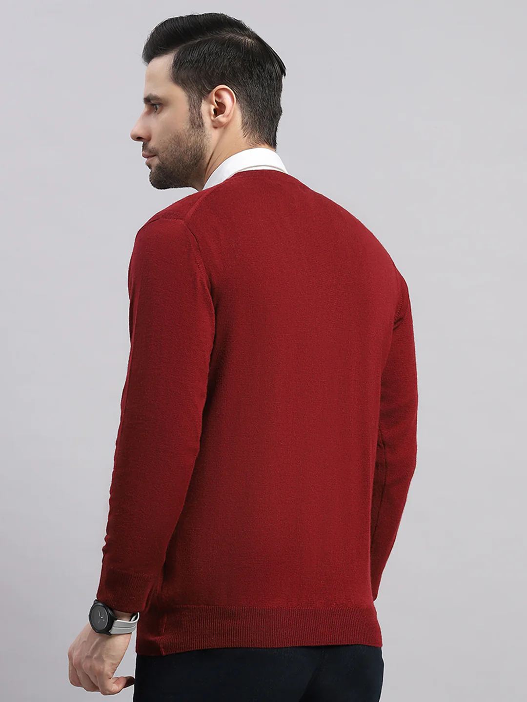 Luxuria Men Maroon Solid V Neck Full Sleeve Cardigan - Image 5