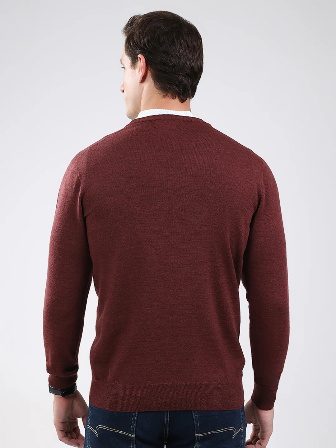 Luxuria Men Maroon Solid V Neck Full Sleeve Pullover - Image 5
