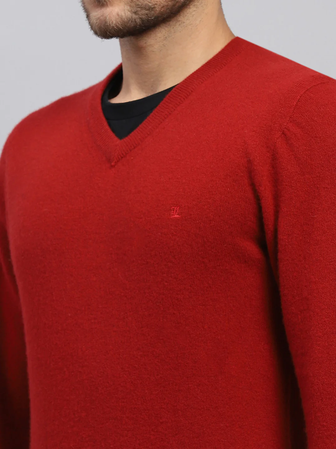 Luxuria Men Maroon Solid V Neck Full Sleeve Pullover - Image 7