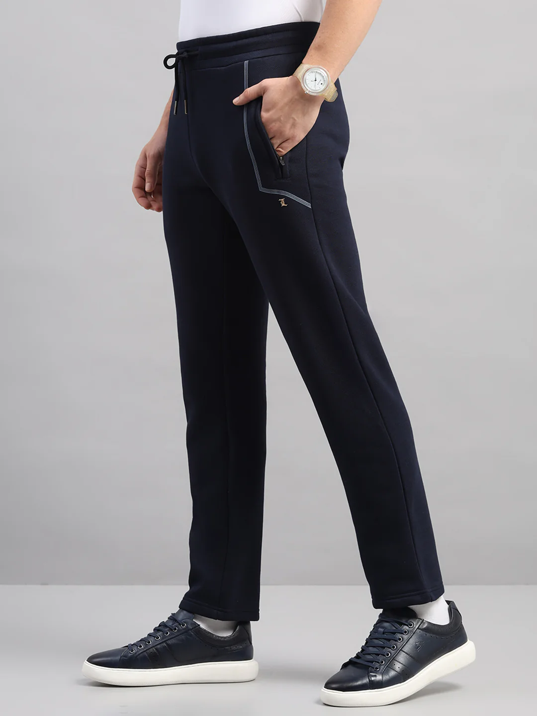 Luxuria Men Navy Blue Solid Collar Full Sleeve Winter Tracksuit - Image 7