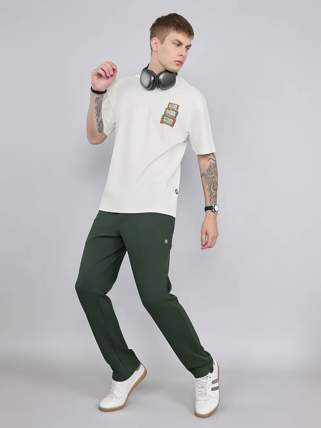 Luxuria Men Olive Solid Regular Fit Lower - Image 6