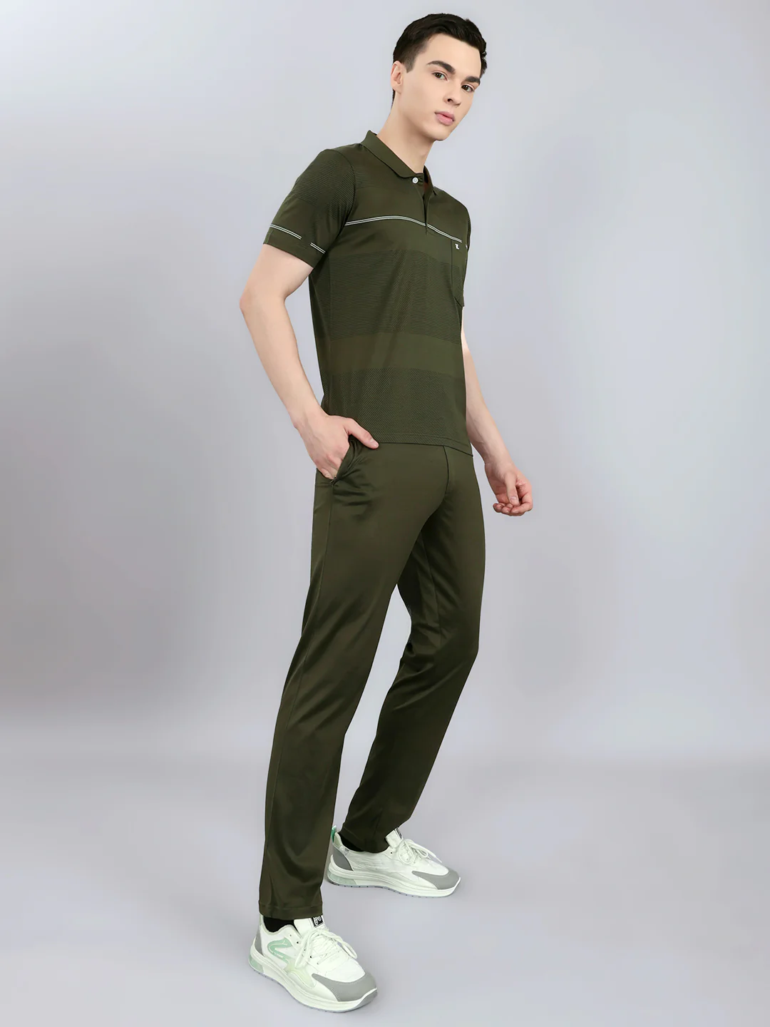 Luxuria Men Olive Solid Round Neck Half Sleeve Lower Set - Image 3