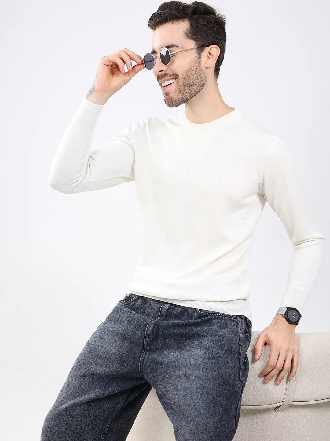 Luxuria Men White Solid Round Neck Full Sleeve Pullover - Image 6