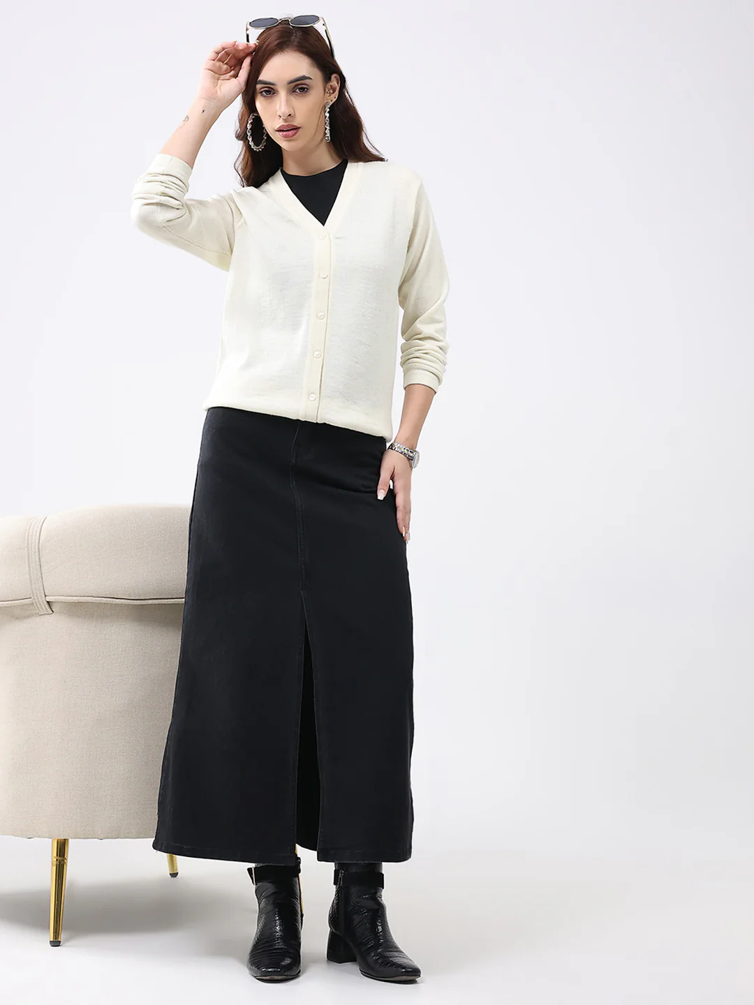 Luxuria Women Cream Solid V Neck Full Sleeve Cardigan - Image 2