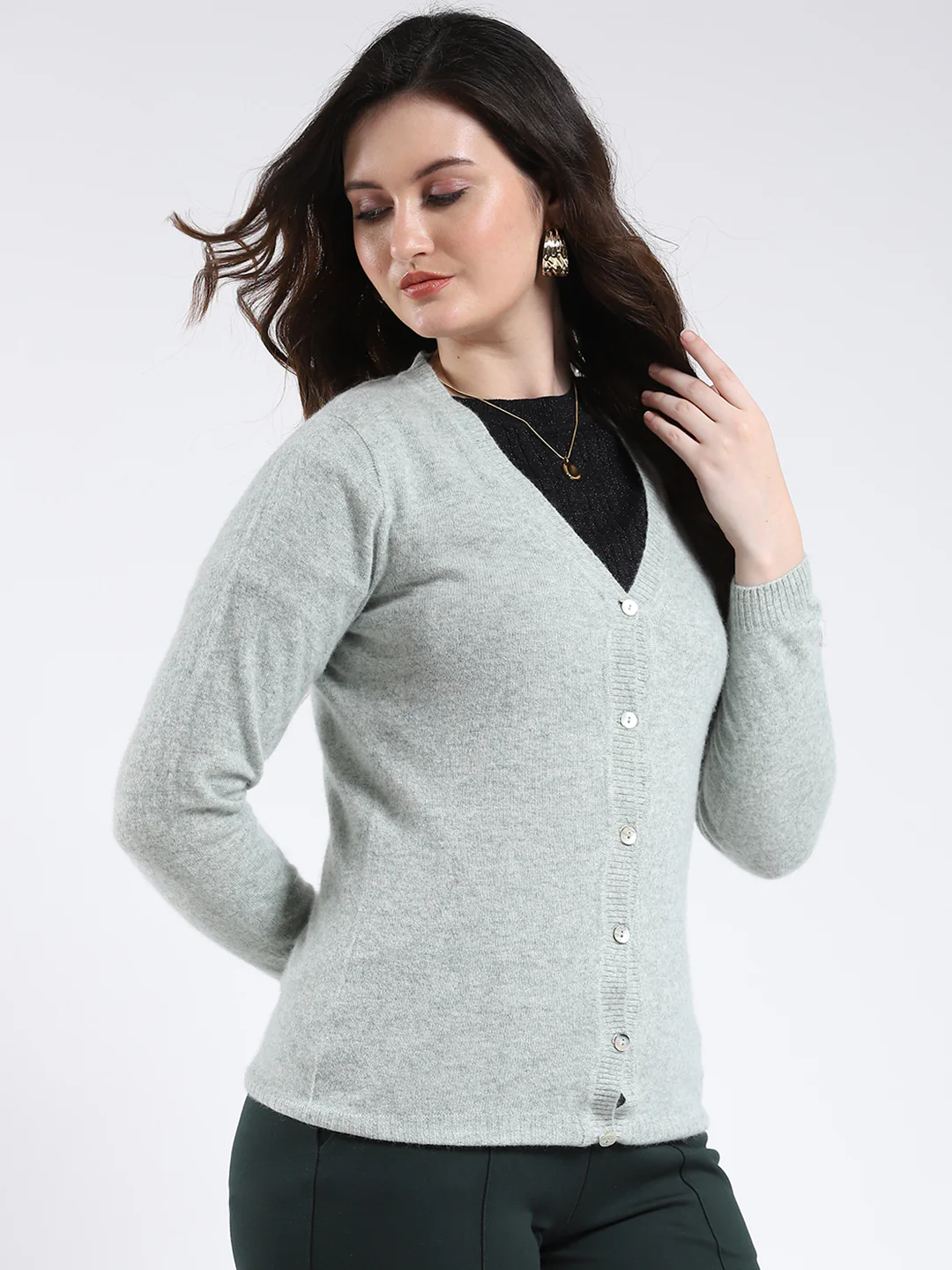 Luxuria Women Grey Solid V Neck Full Sleeve Cardigan - Image 4