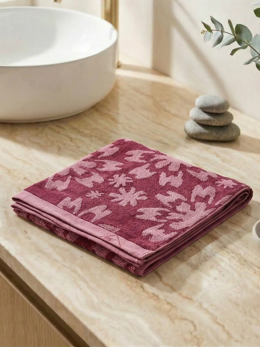 Luxury Burgundy Bamboo Cotton Self Design 630 GSM Bath Towel Eco Bamboo Bliss 1 Pc Pvc - Image 2