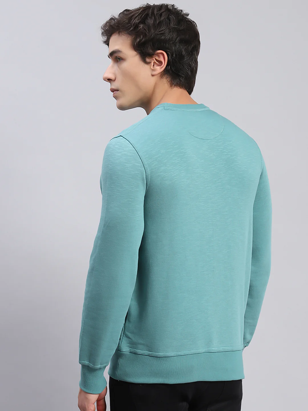 Men Aqua Blue Solid Round Neck Full Sleeve Sweatshirts - Image 5