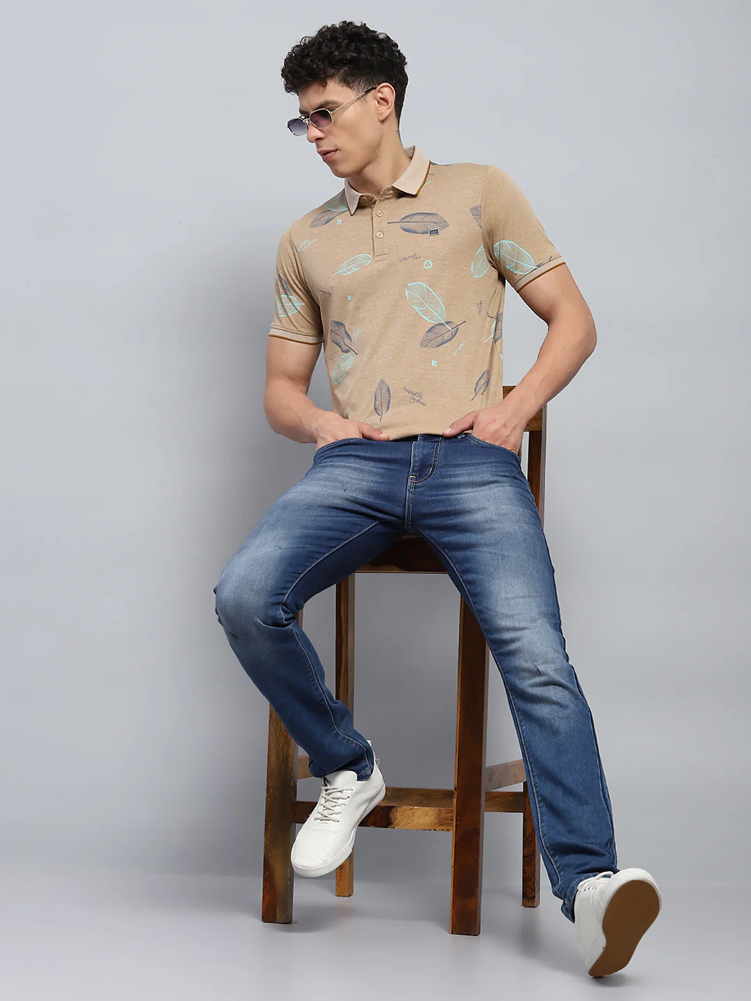 Men Beige Printed Collar Half Sleeve T-Shirt - Image 2