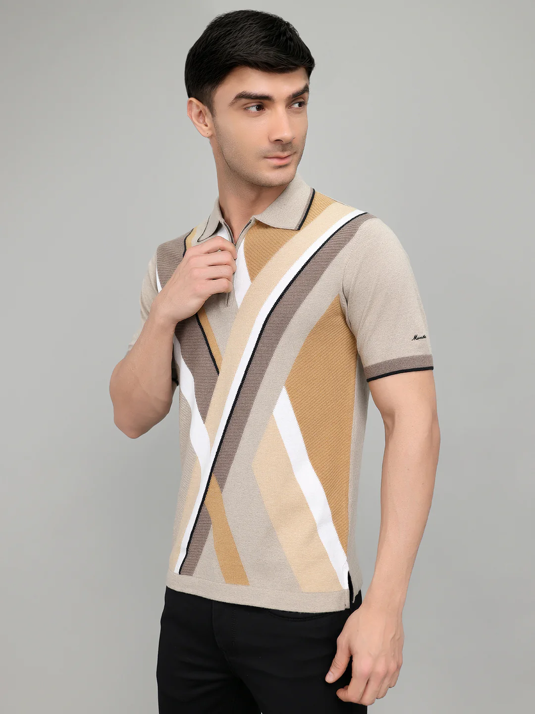 Men Beige Printed Collar Half Sleeve T-Shirt - Image 3