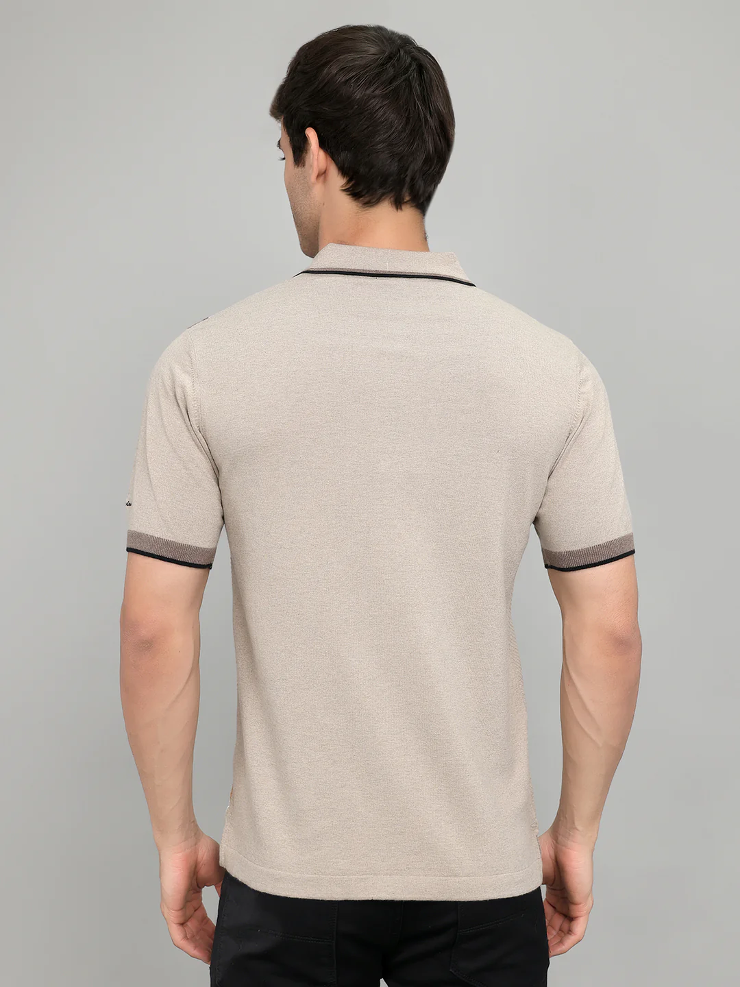 Men Beige Printed Collar Half Sleeve T-Shirt - Image 4