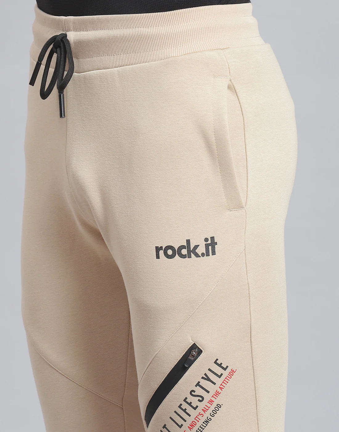 Rock.it Men Beige Solid Hooded Full Sleeve Tracksuit - Image 8