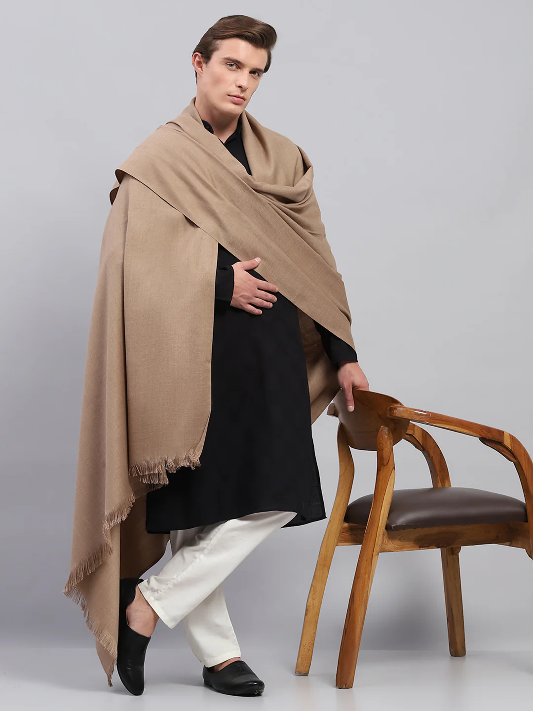 Men Beige Solid Lohi Shawl - Image 2